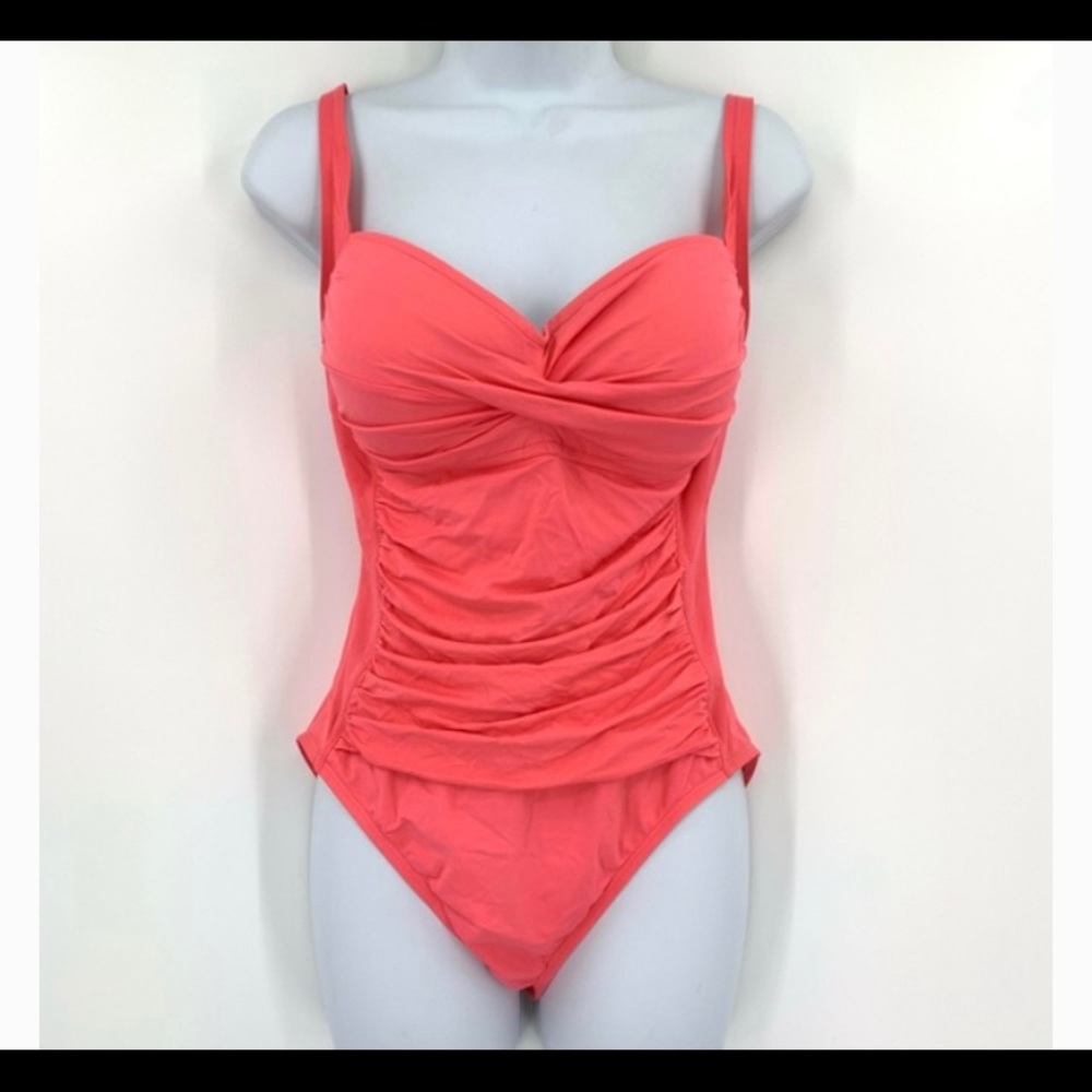 La Blanca Coral Ruched Twist Front One Piece Swimsuit - Picture 8 of 11